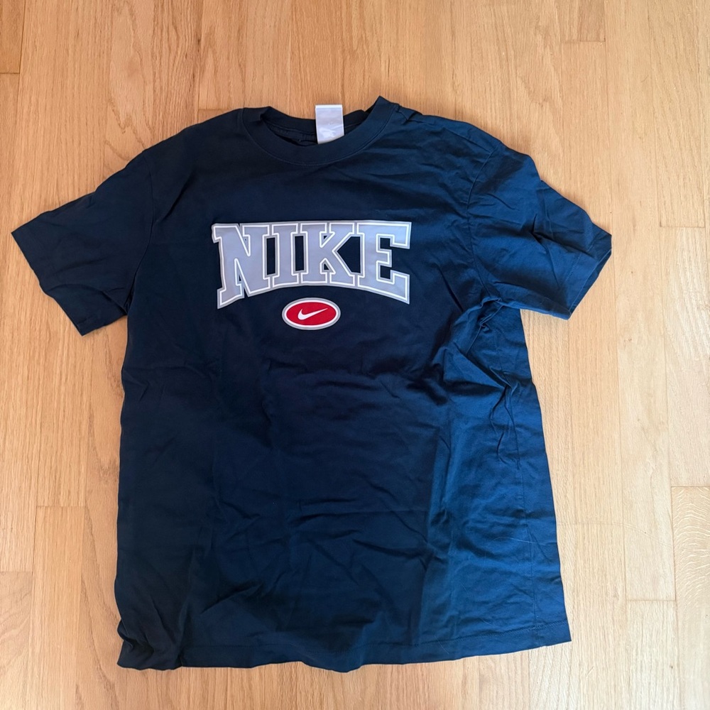 Nike T shirt